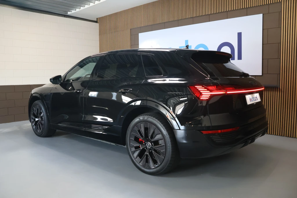 Audi Q8 e-tron – foto 2