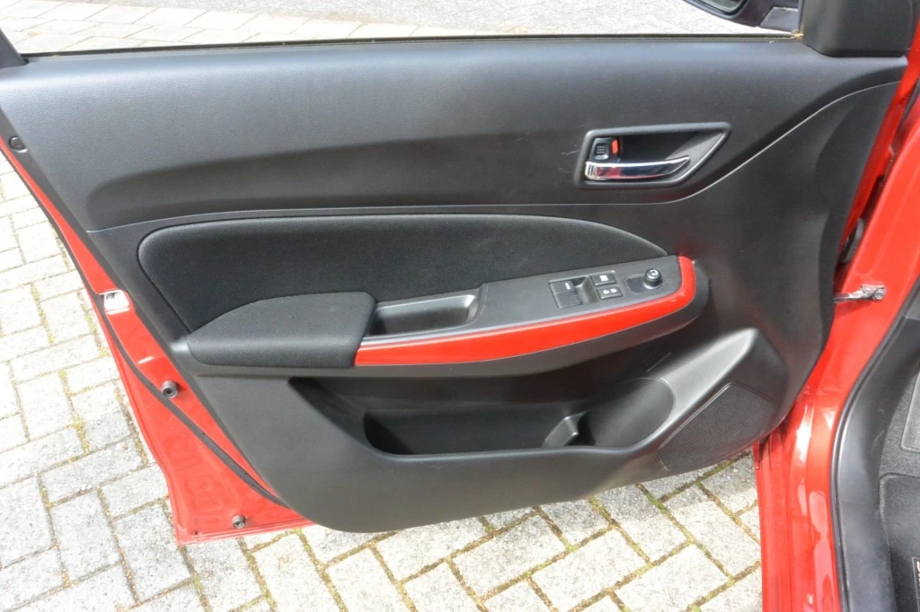 Suzuki Swift – foto 17