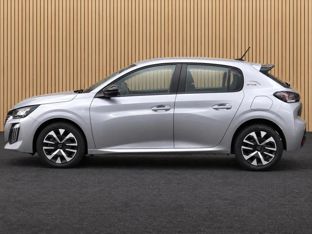 Peugeot 208 – foto 3