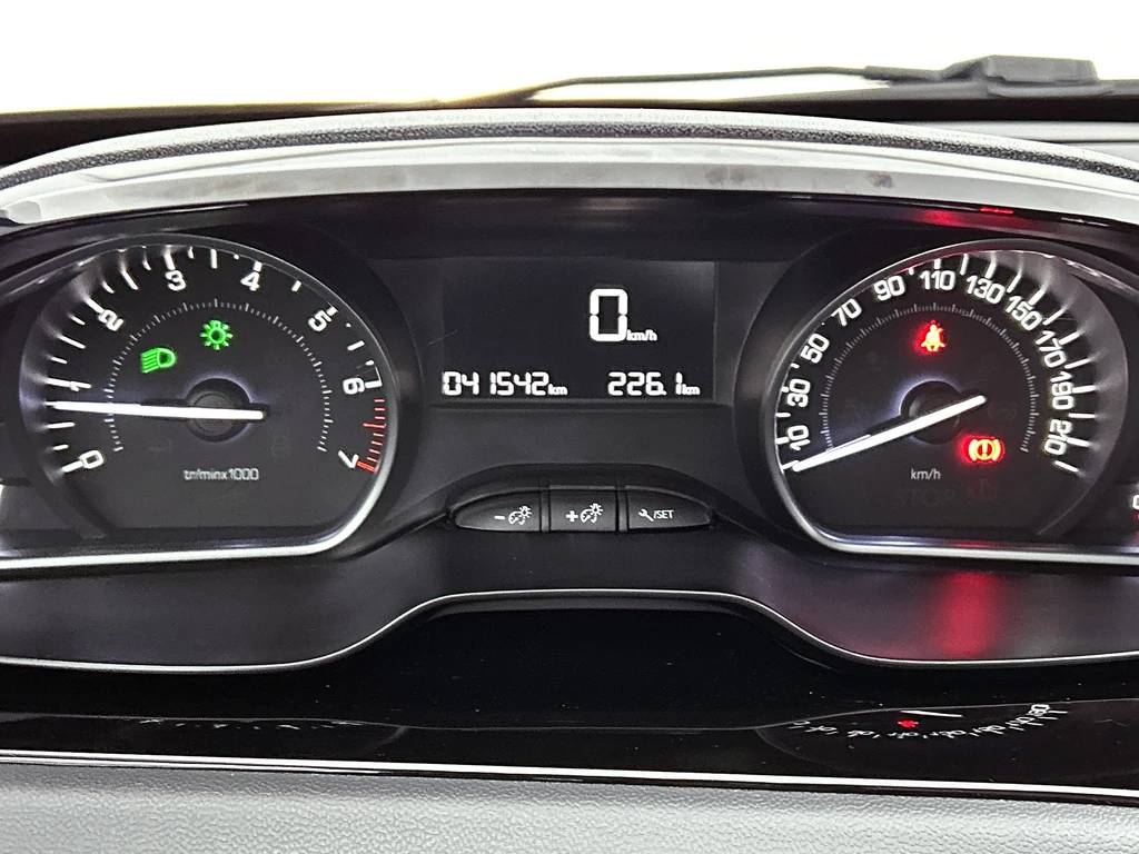 Peugeot 208 – foto 20