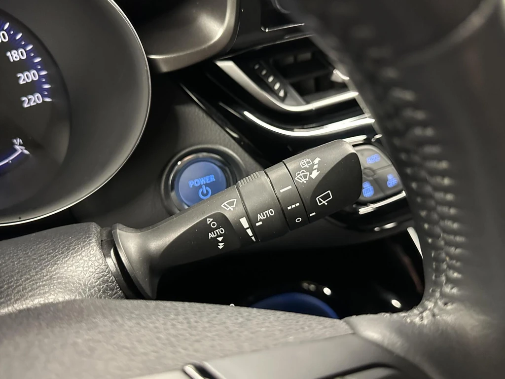 Toyota C-HR – foto 27