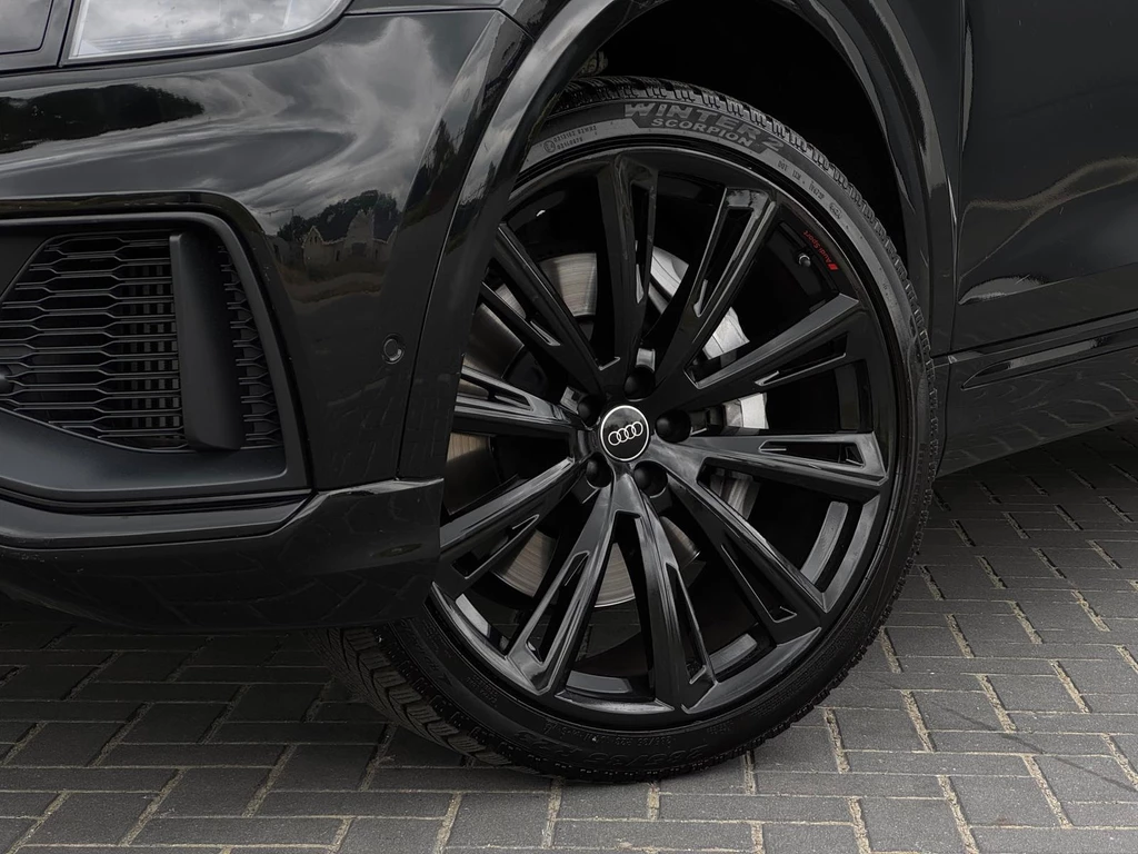 Audi Q8 – foto 18