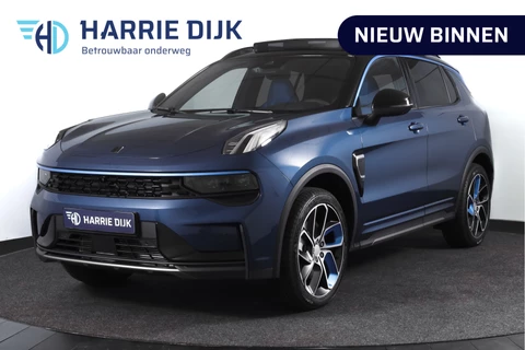 Lynk & Co 01 1.5 PHEV 261PK MY23 | Donkere hemel | 360 Camera | 7.4 kWh boordlader | S/K-panodak | Adapt. Cruise | Memory | Elek. klep | LM 20" | 6427