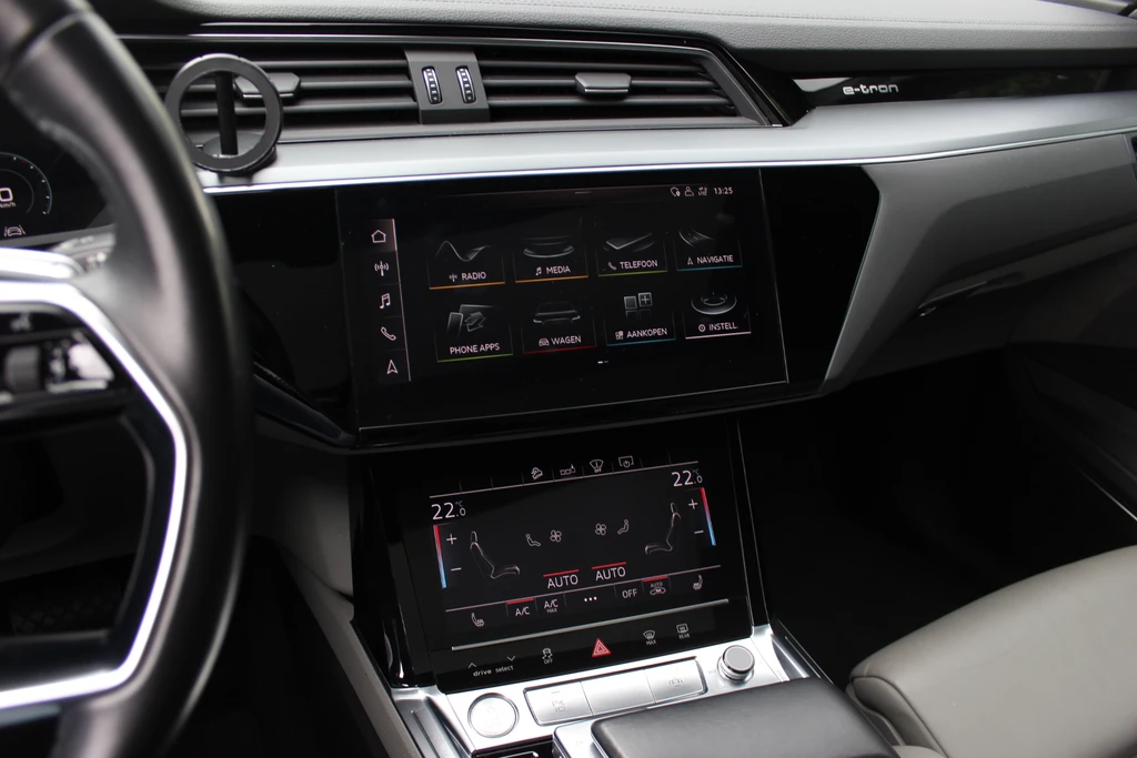 Audi e-tron – foto 22