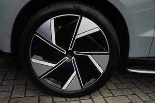 Volvo EX90 – thumbnail 9