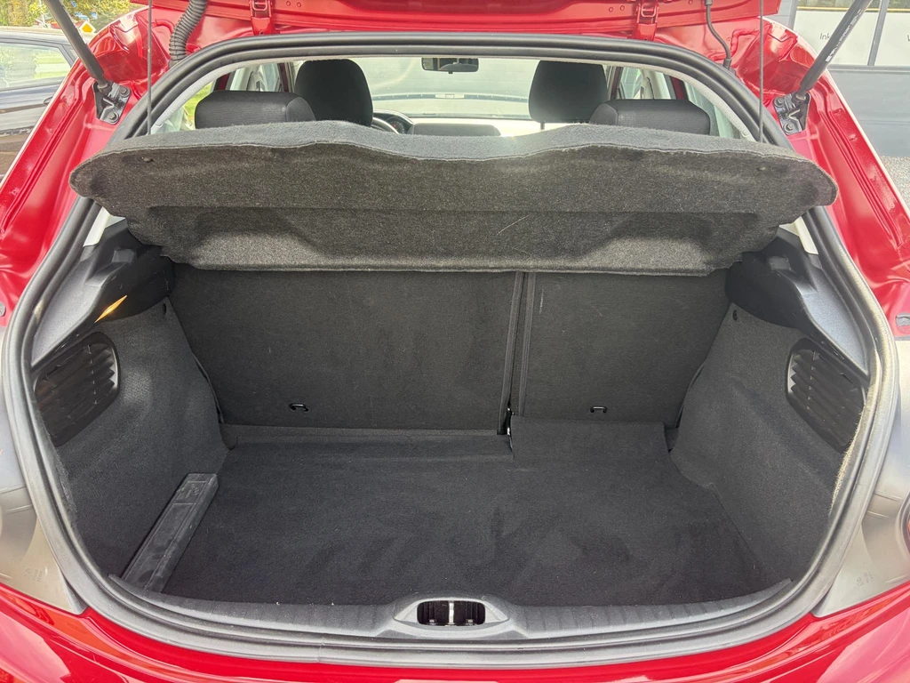 Peugeot 208 – foto 30