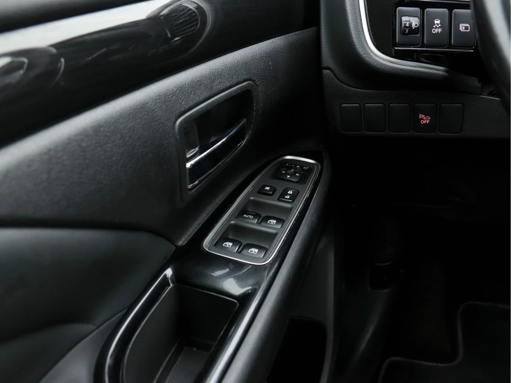Mitsubishi Outlander – foto 20