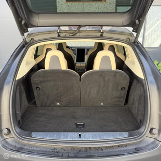 Tesla Model X – thumbnail 19
