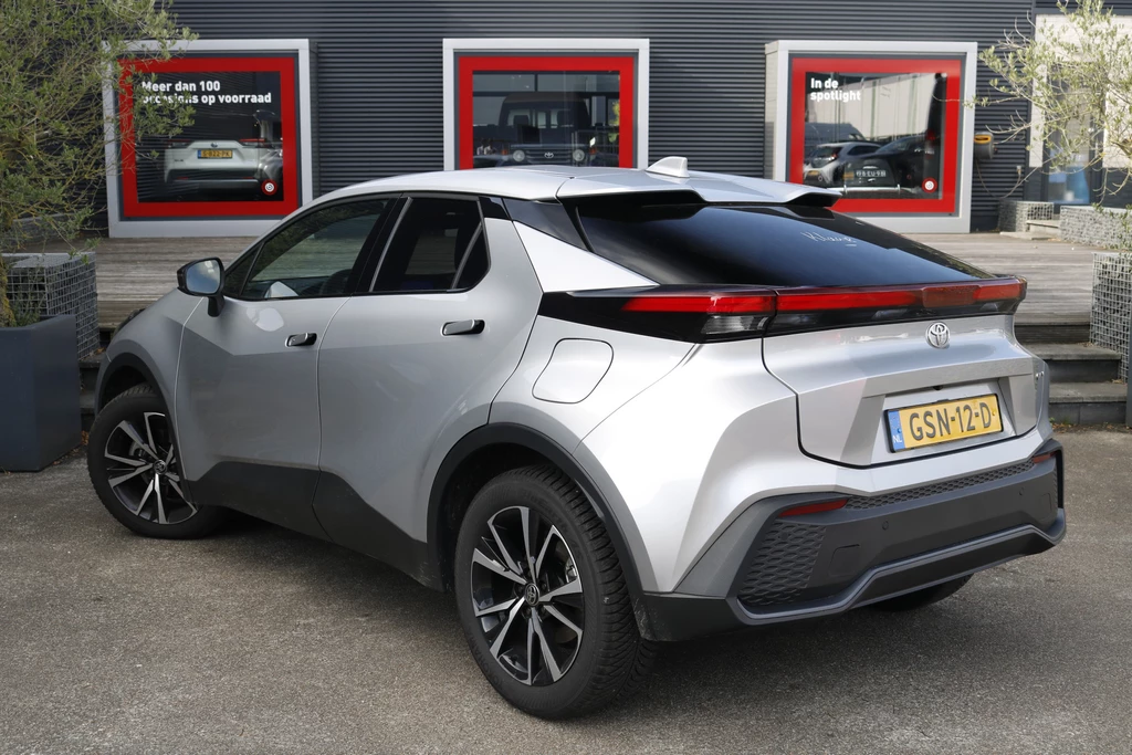 Toyota C-HR – foto 2