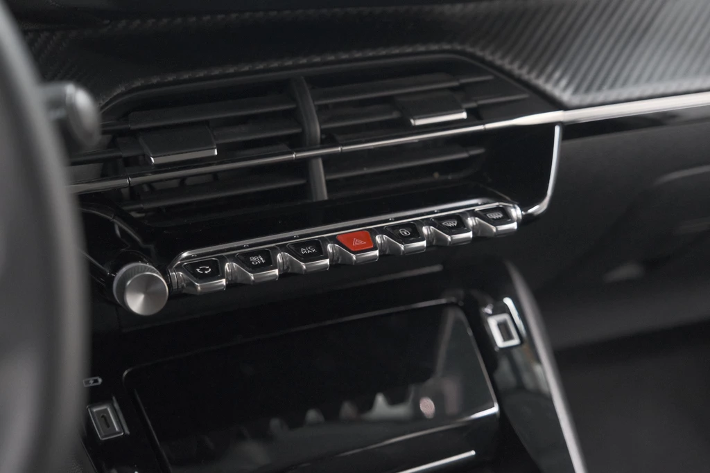 Peugeot 208 – foto 49