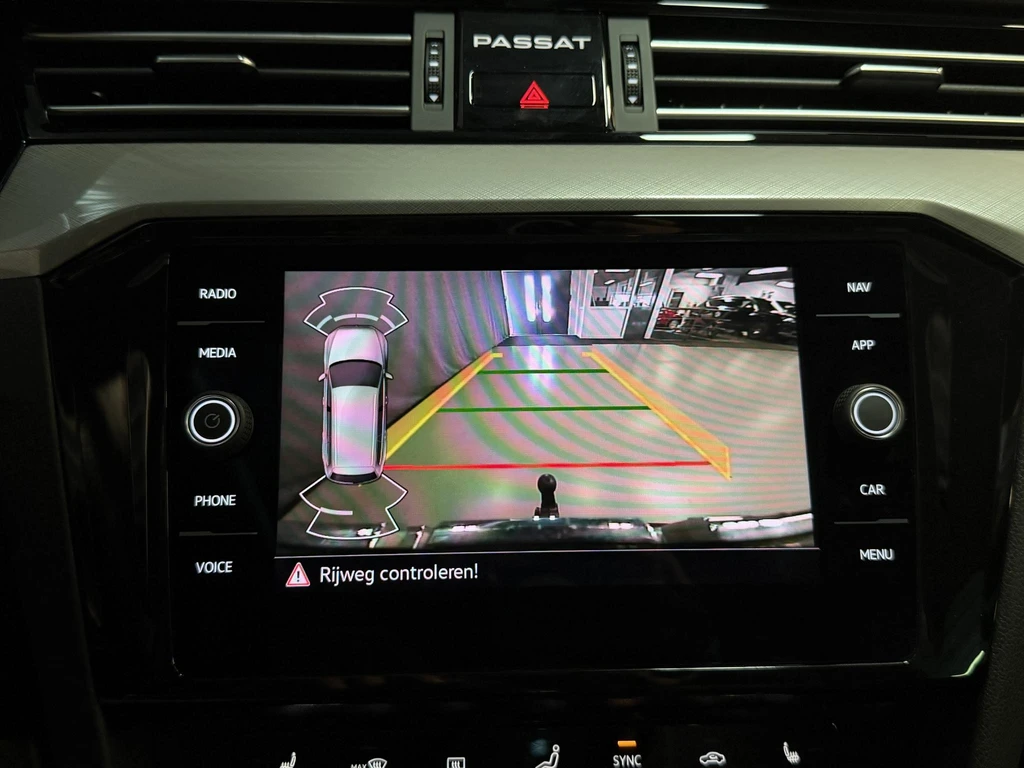 Volkswagen Passat – foto 20
