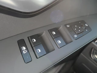 Kia Niro – thumbnail 19