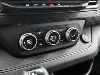 Renault Trafic – thumbnail 19