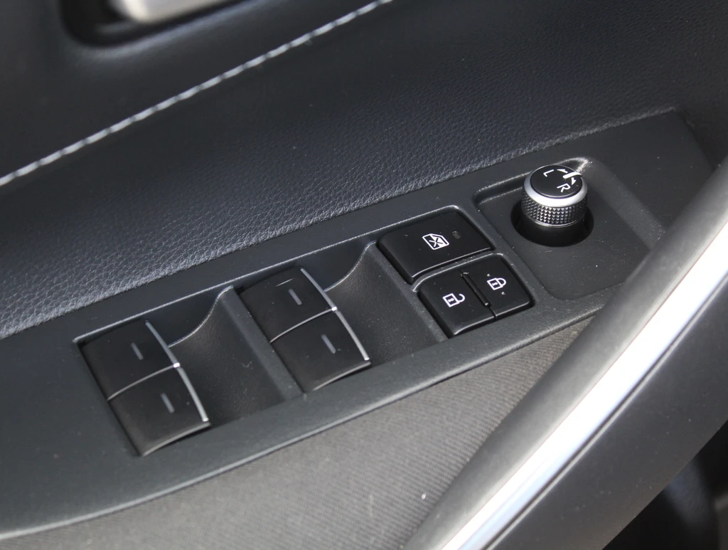 Toyota Corolla Touring Sports – foto 21