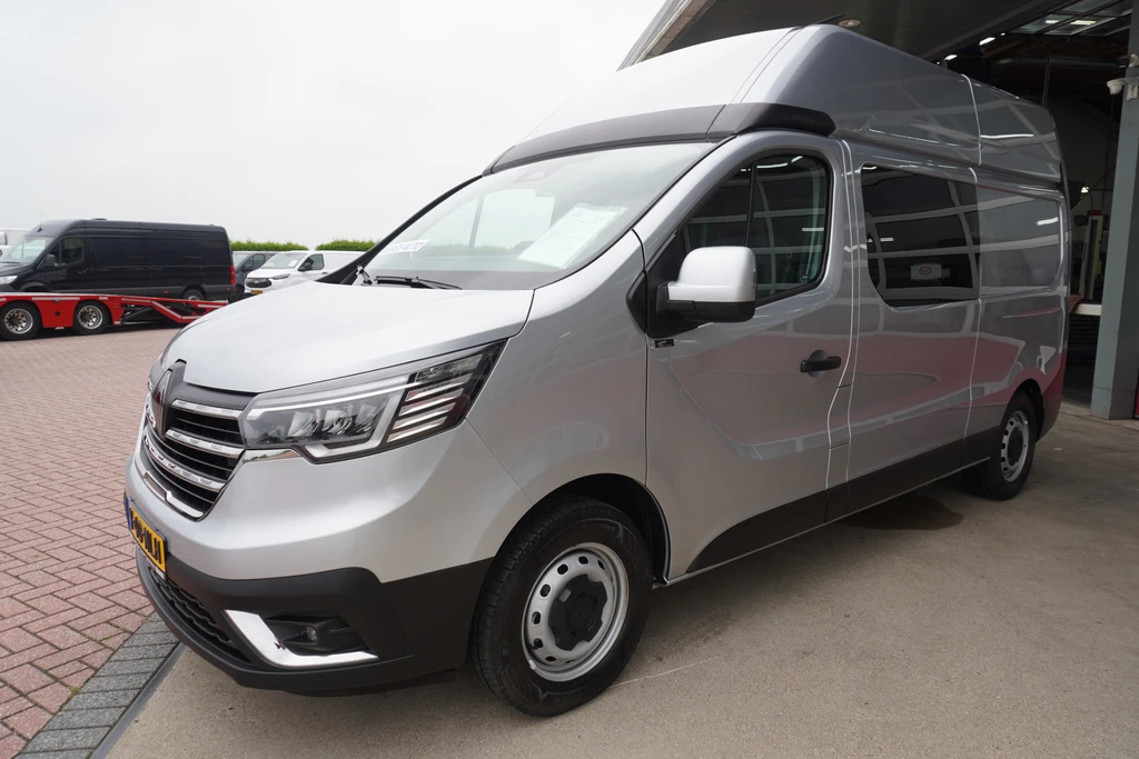 Renault Trafic – foto 1