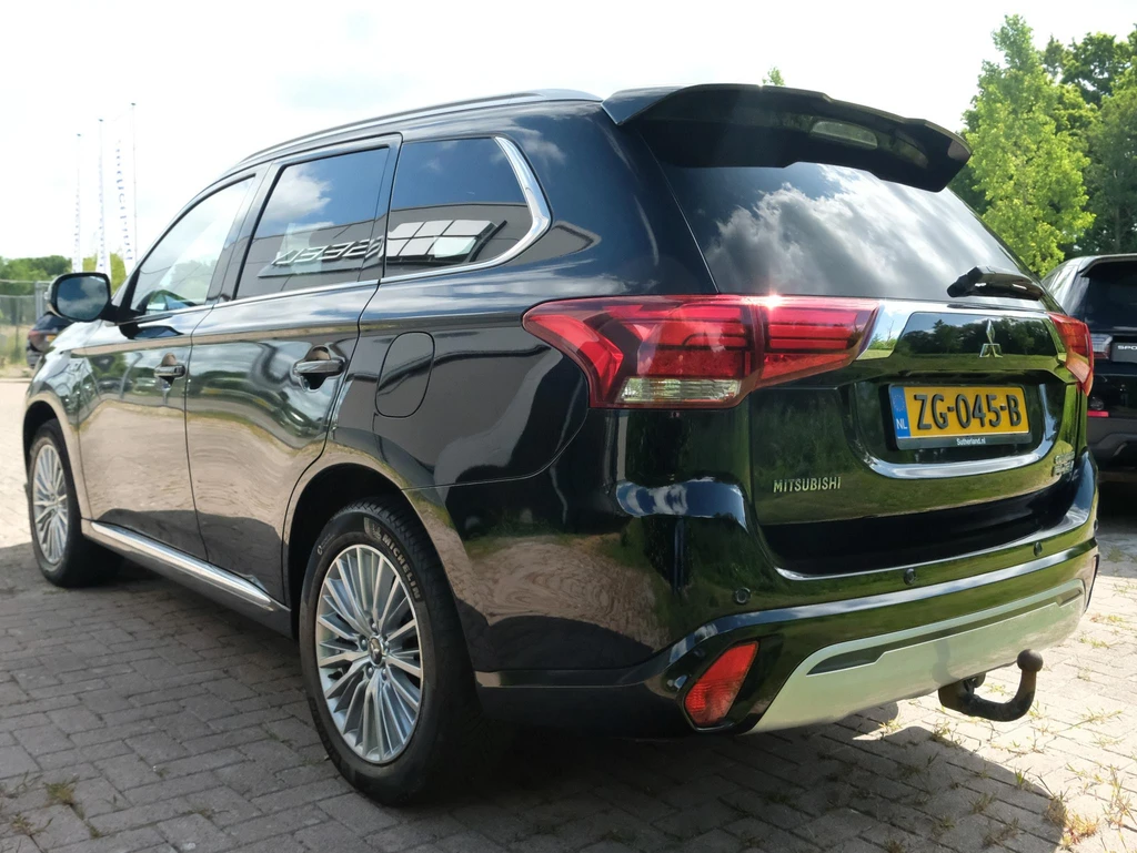 Mitsubishi Outlander – foto 2