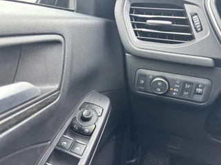 Ford Kuga – thumbnail 9