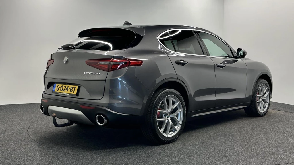 Alfa Romeo Stelvio – foto 5