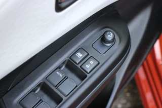 Suzuki Swift – thumbnail 30