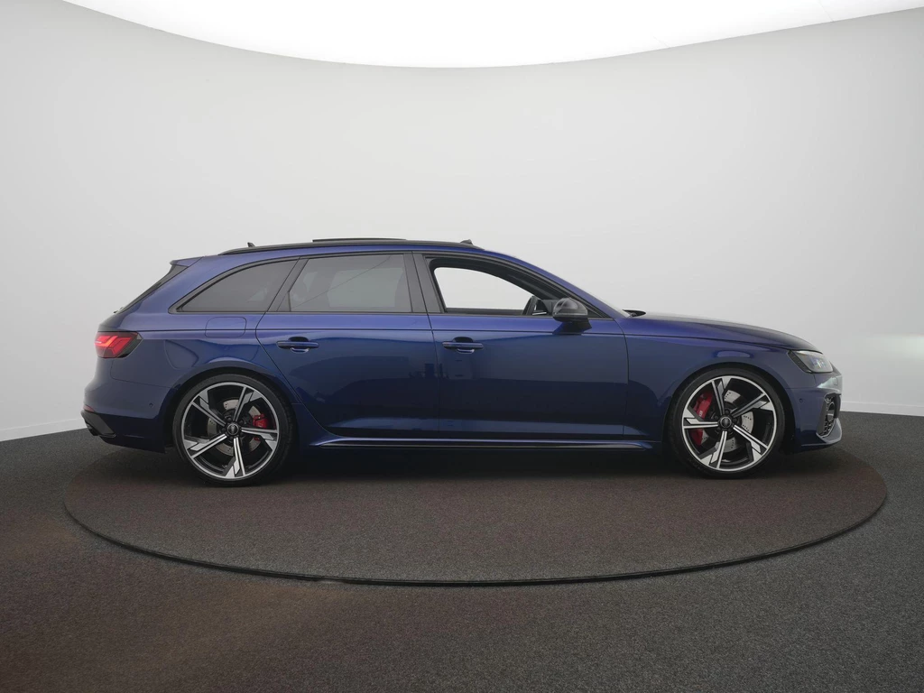 Audi RS4 – foto 8