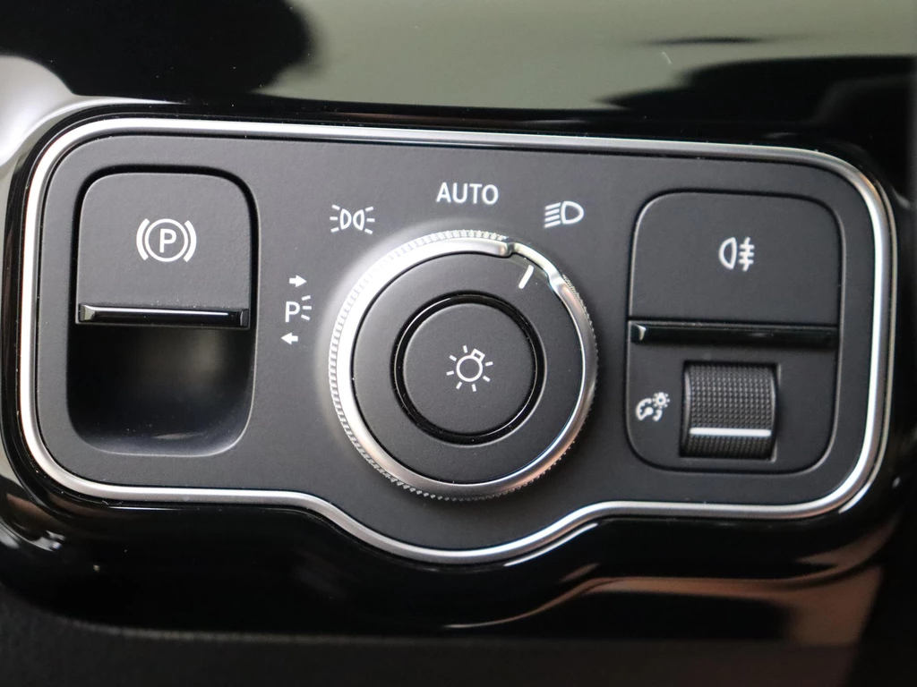 Mercedes-Benz CLA – foto 25