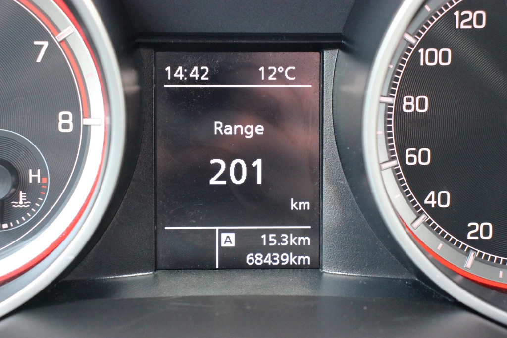 Suzuki Swift – foto 18