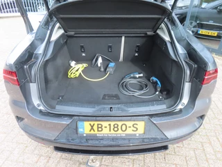 Jaguar I-PACE – thumbnail 15