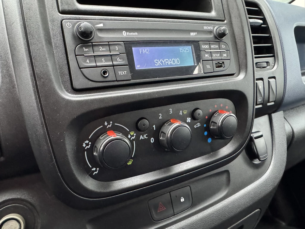 Opel Vivaro – foto 16
