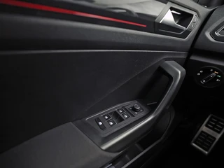 Volkswagen T-Roc – thumbnail 28