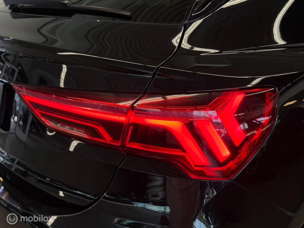 Audi RSQ3 – foto 17