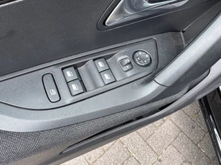 Peugeot 2008 – thumbnail 9