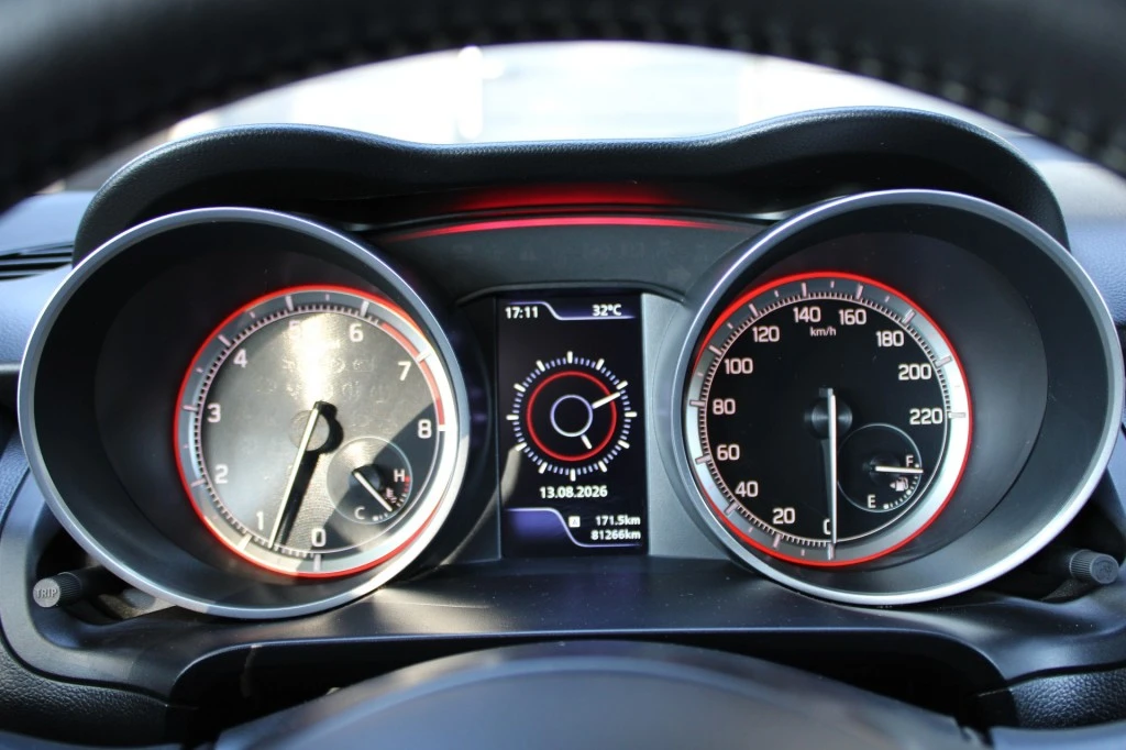 Suzuki Swift – foto 30