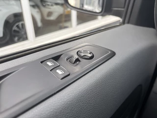 Opel Vivaro – thumbnail 12