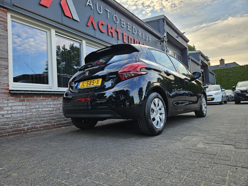Peugeot 208 – foto 5