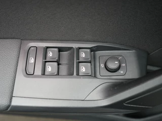 SEAT Ibiza – thumbnail 30