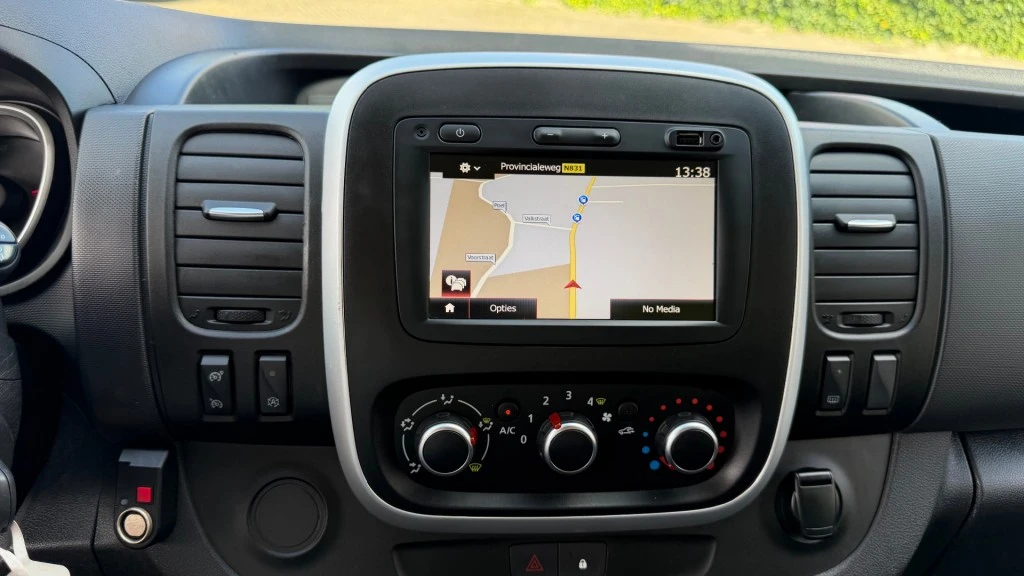 Renault Trafic – foto 21