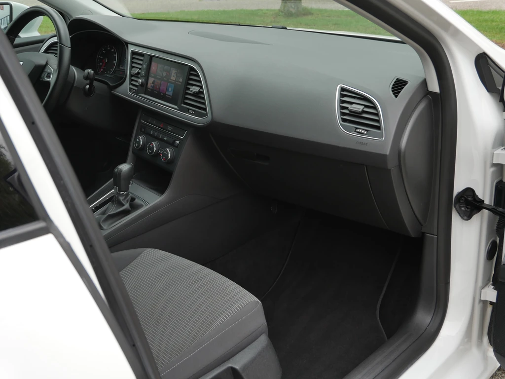 SEAT Leon – foto 48