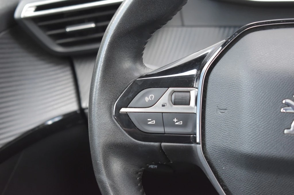 Peugeot 208 – foto 19