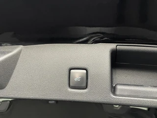 Ford Kuga – thumbnail 12