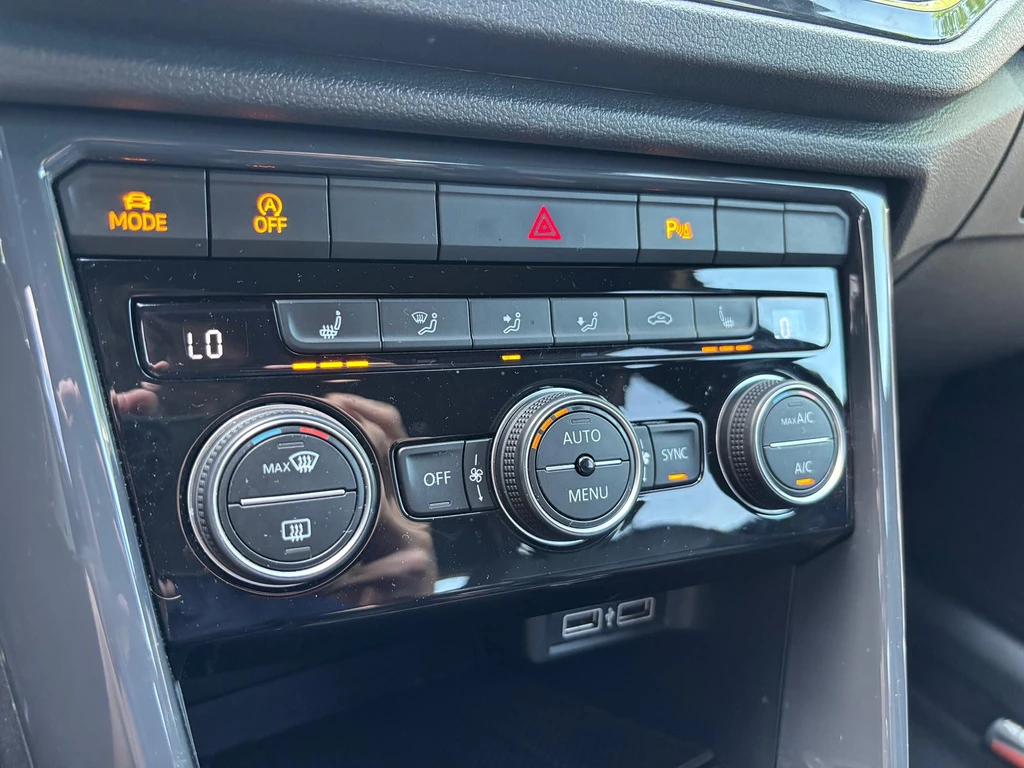 Volkswagen T-Roc – foto 11