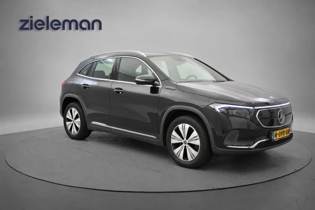 Mercedes-Benz EQA – foto 9