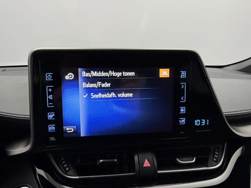 Toyota C-HR – foto 14