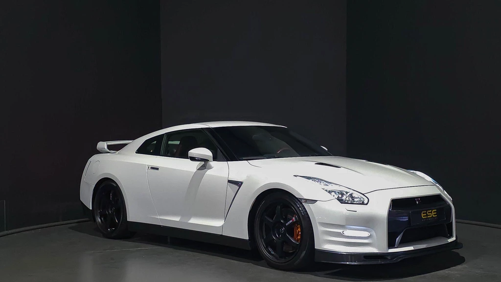 Nissan GT-R – foto 6