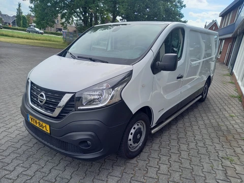 Nissan NV300 2.0 DCI L2H1 Automaat 3-zits