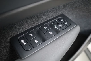 Volvo XC40 – thumbnail 11
