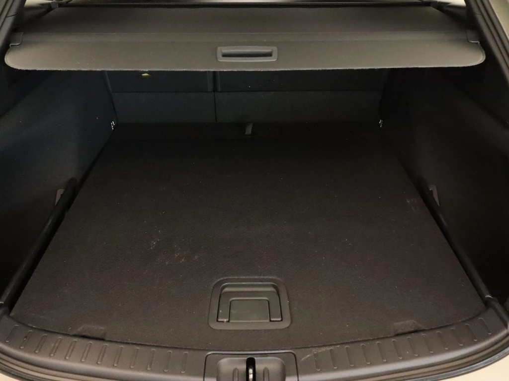 Toyota Corolla Touring Sports – foto 17