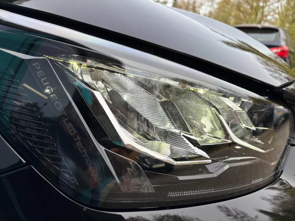 Peugeot 208 – foto 23