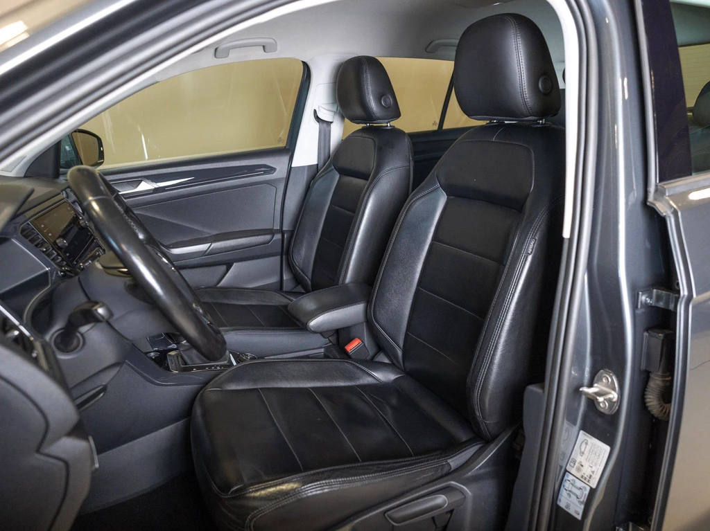 Volkswagen T-Roc – foto 10
