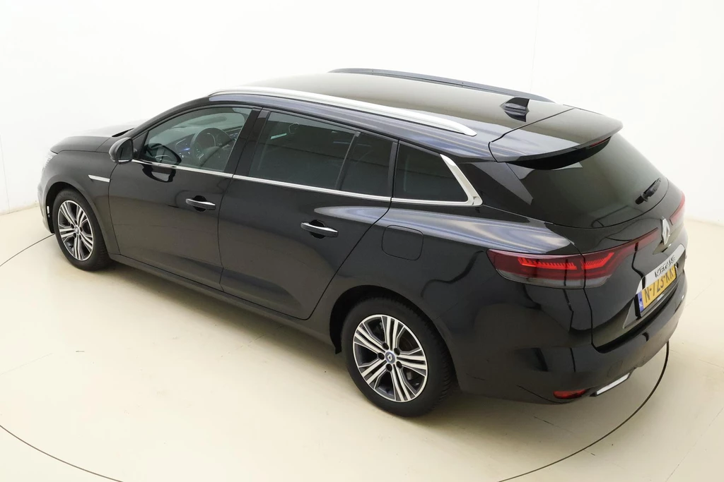 Renault Megane E-Tech – foto 4