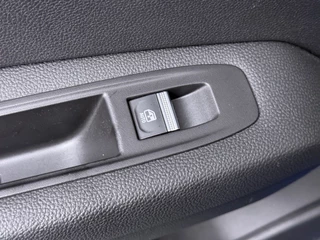 Renault Captur – thumbnail 36
